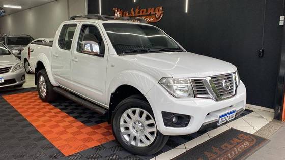 NISSAN FRONTIER 2.5 SL 4X4 CD TURBO ELETRONIC DIESEL 4P AUTOMÁTICO NISSAN FRONTIER 2.5 SL 4X4 CD TURBO ELETRONIC DIESEL 4P AUTOMÁTICO